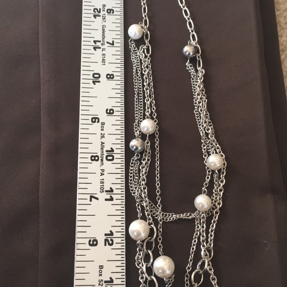 Primer Designs necklace - Picture 3 of 3